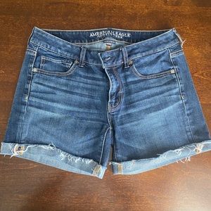 American Eagle Midi shorts size 8